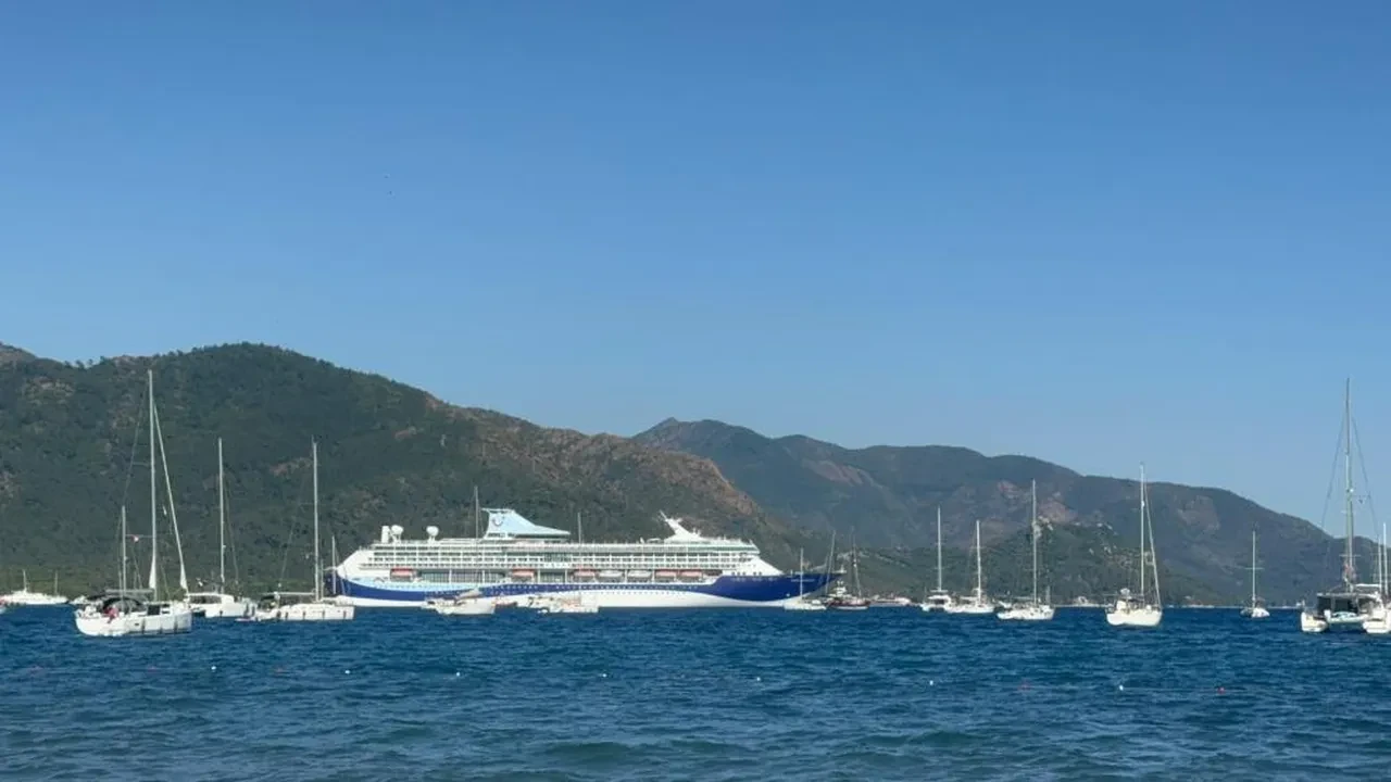 Marmaris’i bir haftada üç kruvaziyer ziyaret edecek