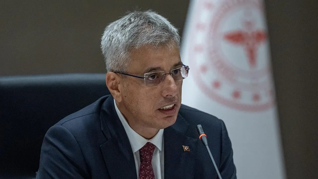 Sigara yasağına yeni düzenleme! Bakan Memişoğlu duyurdu