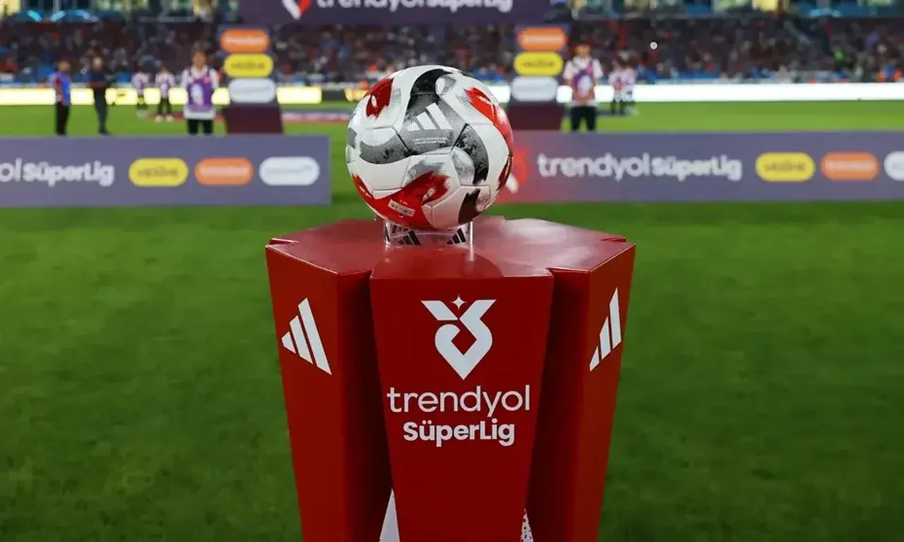 Süper Lig'de yabancı kuralı değişecek mi? Kulüpler Birliği’nden TFF’ye çıkarma: Yeni formül masada!