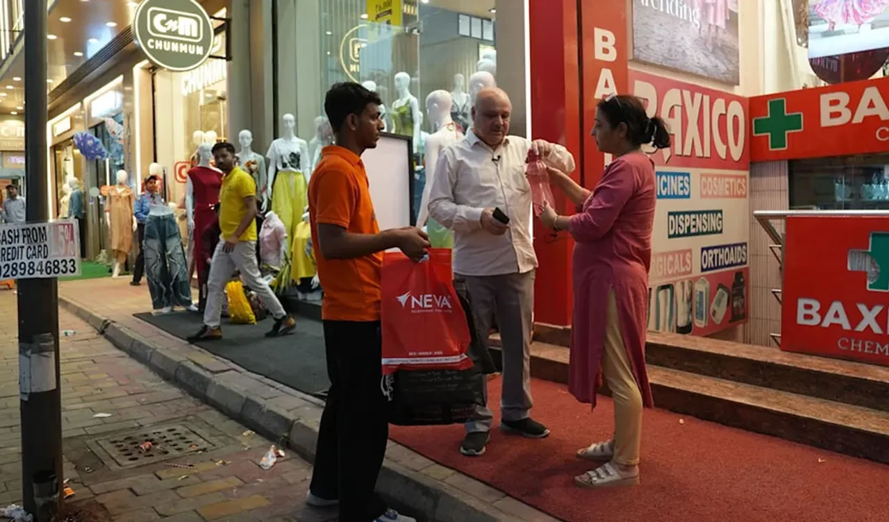 Aile üyelerini zorla pazara götürmekten bıktı hem para kazanmaya başladı hem çözüm buldu