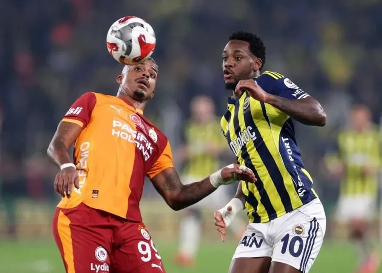 Galatasaray'dan transferde gövde gösterisi! Menajerleri açıkladı: 2 yıldız gelmeye can atıyor