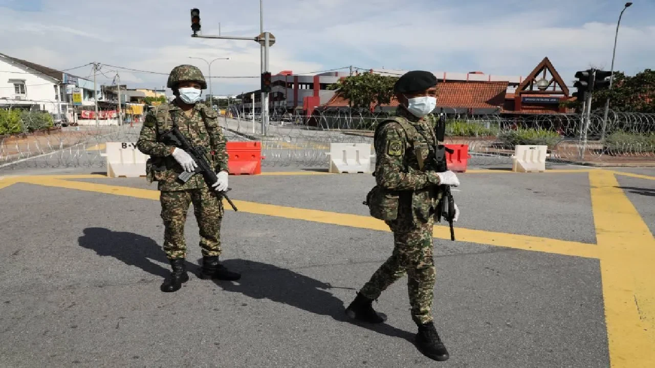 Akran zorbalığını emekli askerler önleyecek! Malezya harekete geçti, yeni istihdam da oluşacak