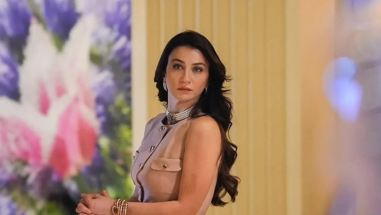 "Aşk ve Taht"tan peş peşe sürprizler! Ceren Benderlioğlu tarihi diziye katıldı