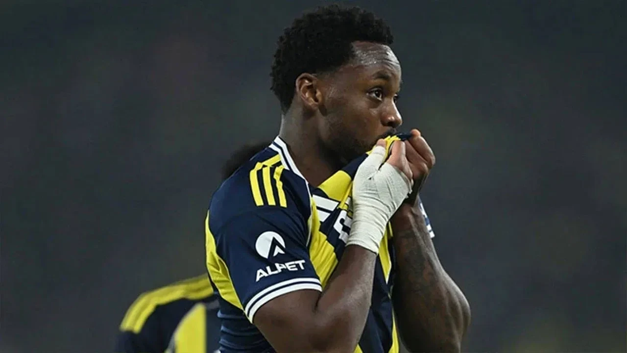 Jhon Duran Galatasaray'da! Dev transferin yıllık maliyeti belli oldu