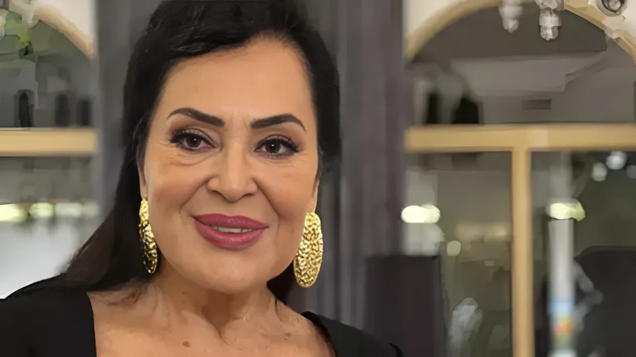 Kadir İnanır'ın cenazesinden sonra ilk kez görüntülendi! Türkan Şoray'ın gözleri doldu