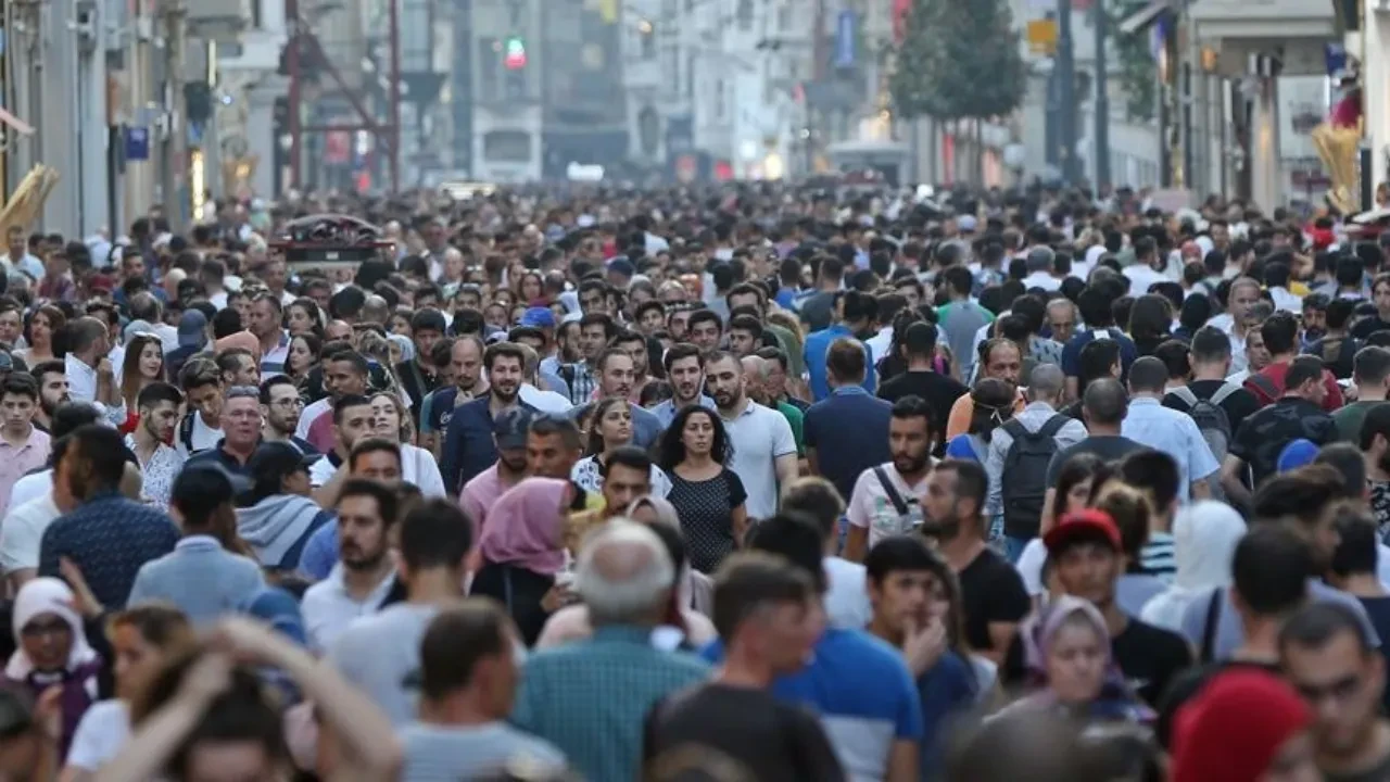 Yarın başlıyor! 7’den 70’e herkesi ilgilendiren 3 önemli uygulama hayata geçiyor