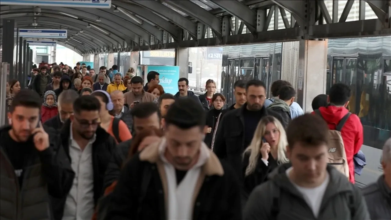 Yarın başlıyor! 7’den 70’e herkesi ilgilendiren 3 önemli uygulama hayata geçiyor