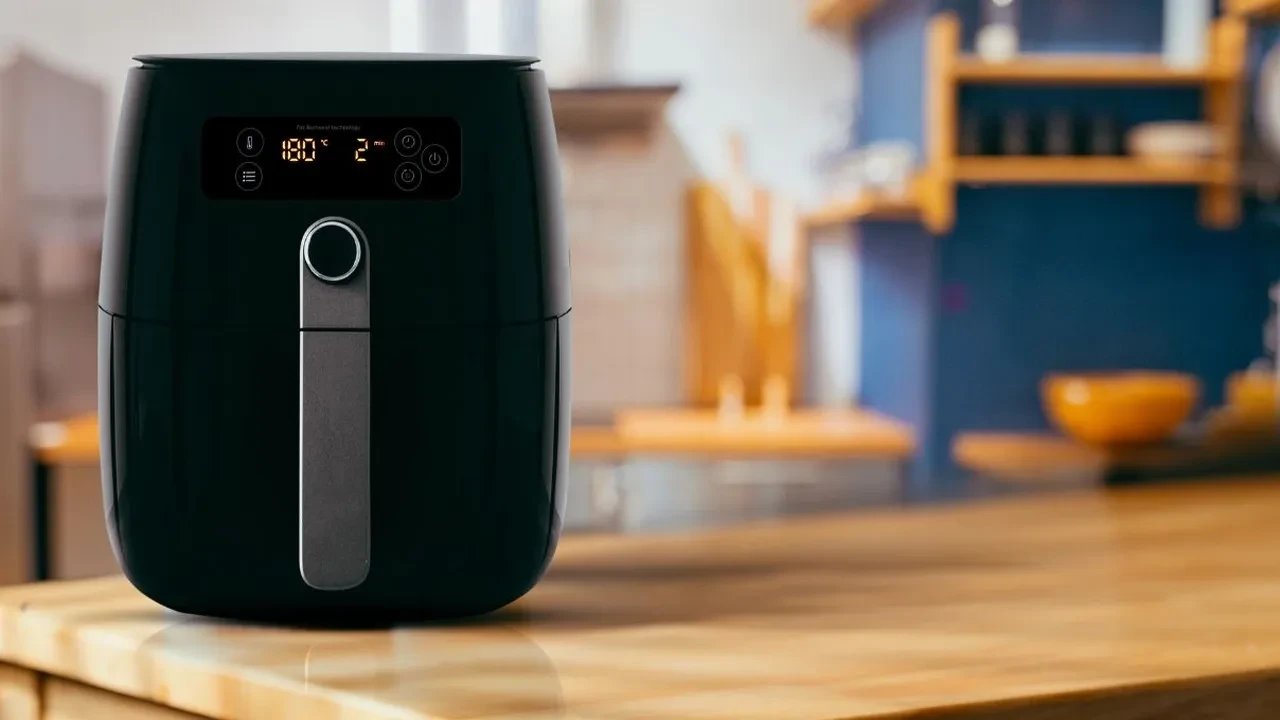 Airfryer’da asla yapmamanız gereken yemekler! Cihaza ve sağlığınıza zarar veren hatalar