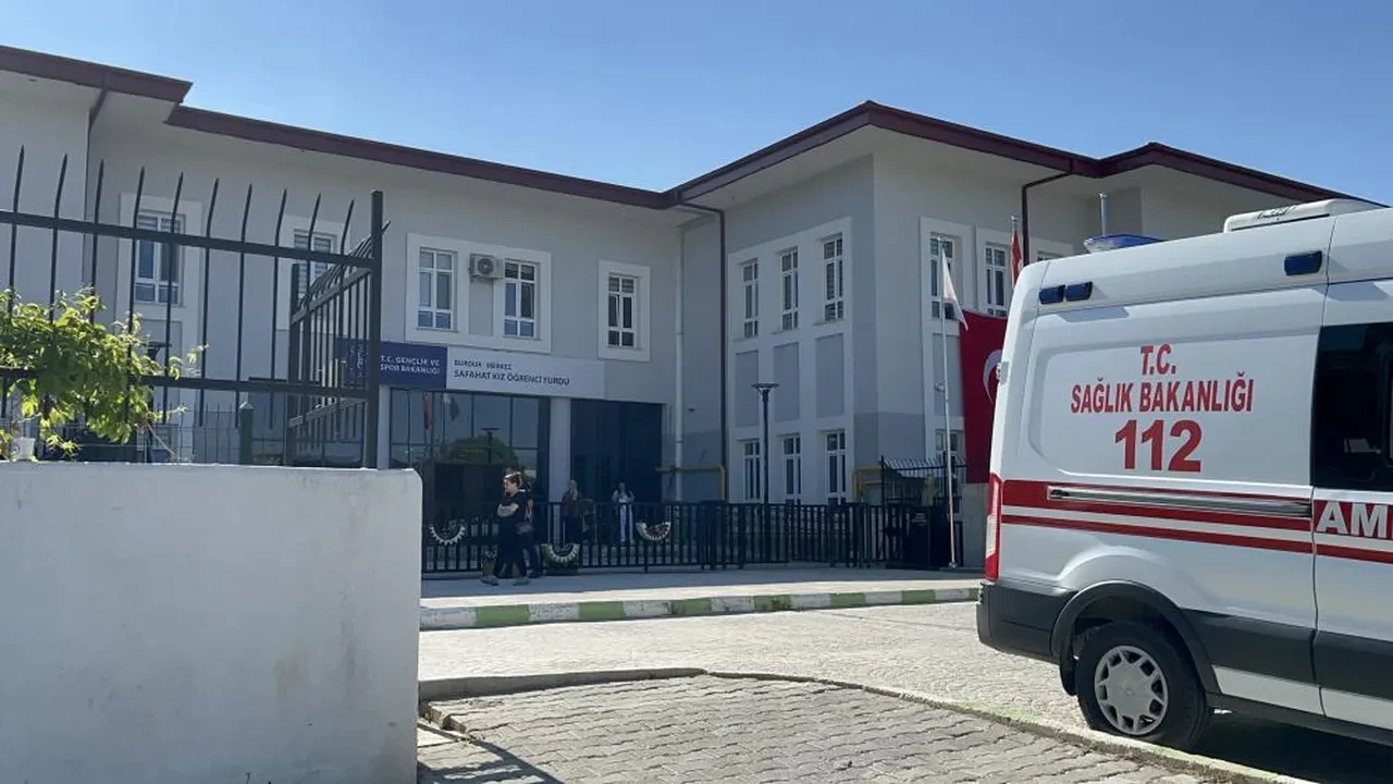 Burdur'da kahreden haber: 22 yaşındaki üniversite öğrencisi kız yurdunun 6. katından düşerek can verdi
