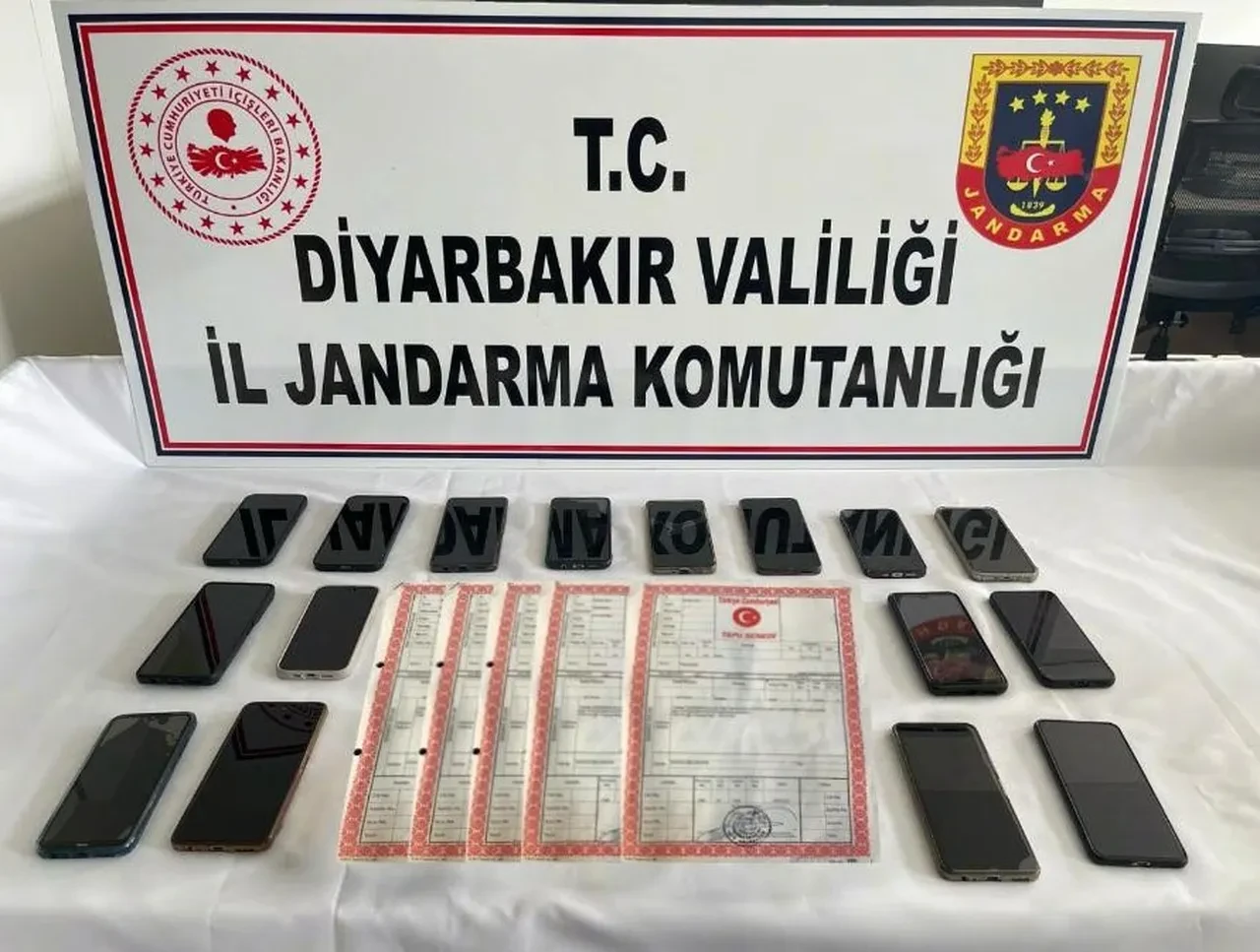 Diyarbakır'da zehir tacirlerine dev operasyon! 15 milyar TL'lik malvarlığına el konuldu