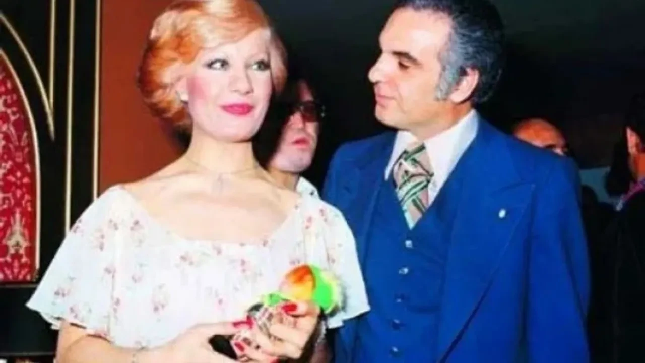 Emel Sayın kaç kez evlendi? Emel Sayın'ın yabancı kocası kimdir? Emel Sayın'ın çocuğu var mı?
