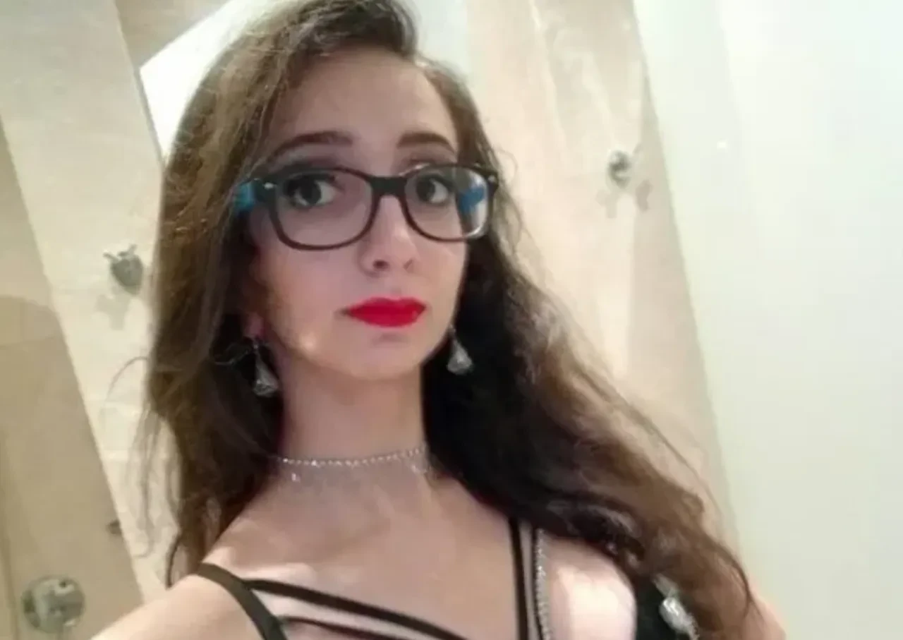 Lara Zeynep Uygur kimdir, kaç yaşında? Lara Zeynep Uygur kimin kızı?Lara Zeynep Uygur mesleği nedir?