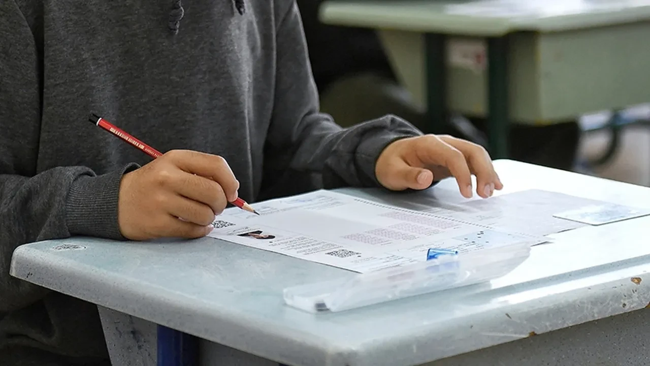 LGS'ye sayılı günler kaldı! Uzman isimden ailelere ve öğrencilere kritik uyarı: Sınav değil, stres yıkıyor