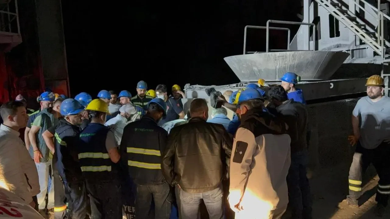 Samsun'daki demir çelik fabrikasında facia: Hayatını kaybeden 3 işçinin kimlikleri belli oldu!