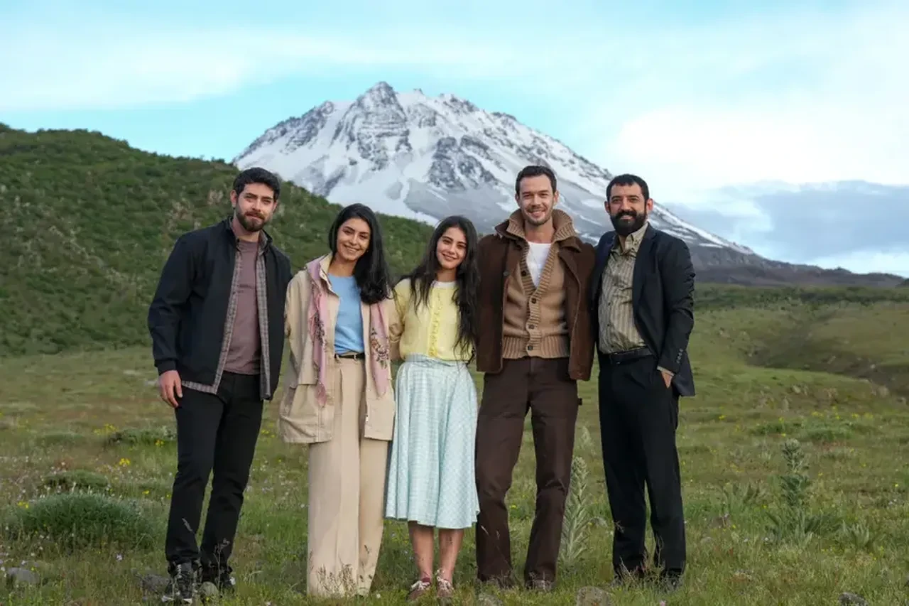 Sevdiğim Sensin’de çarpıcı sezon finali! Unutulmaz final Hasan Dağı’nda çekildi