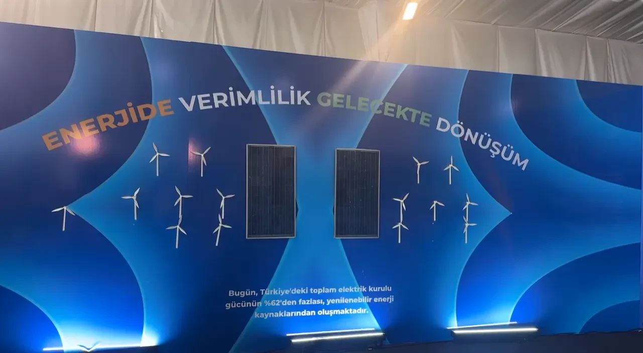 Sıfır Atık Festivali'nde Samed Ağırbaş'tan milyonlara tasarruf çağrısı!