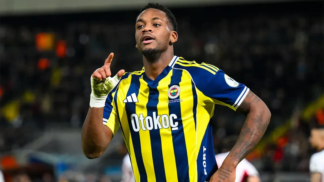 Taraftarı çıldırtacak haber: Eski Fenerbahçeli 'Aslan' olmak istiyor! Okan Buruk'a haber gönderdi