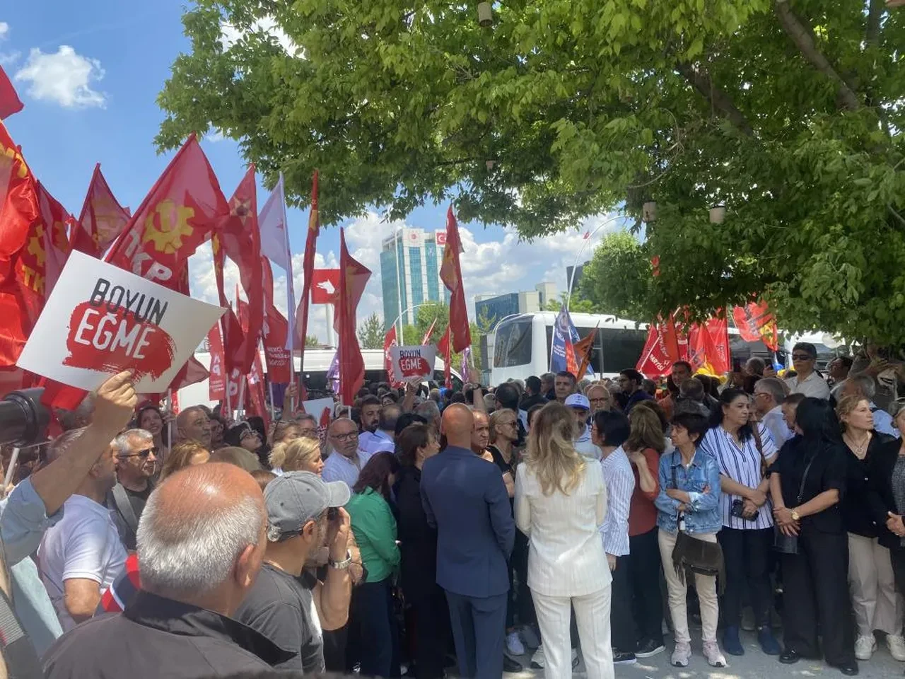Verilen sözler tutulmadı! Doruk Madencilik işçileri tekrar eyleme başladı