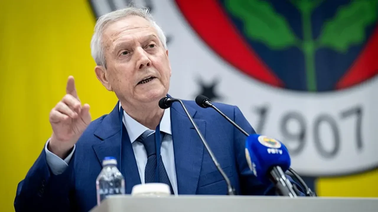 Aziz Yıldırım, Merih Demiral transferi üzerinden Hakan Safi'ye ateş püskürdü! 'Oyunlar oynanıyor'