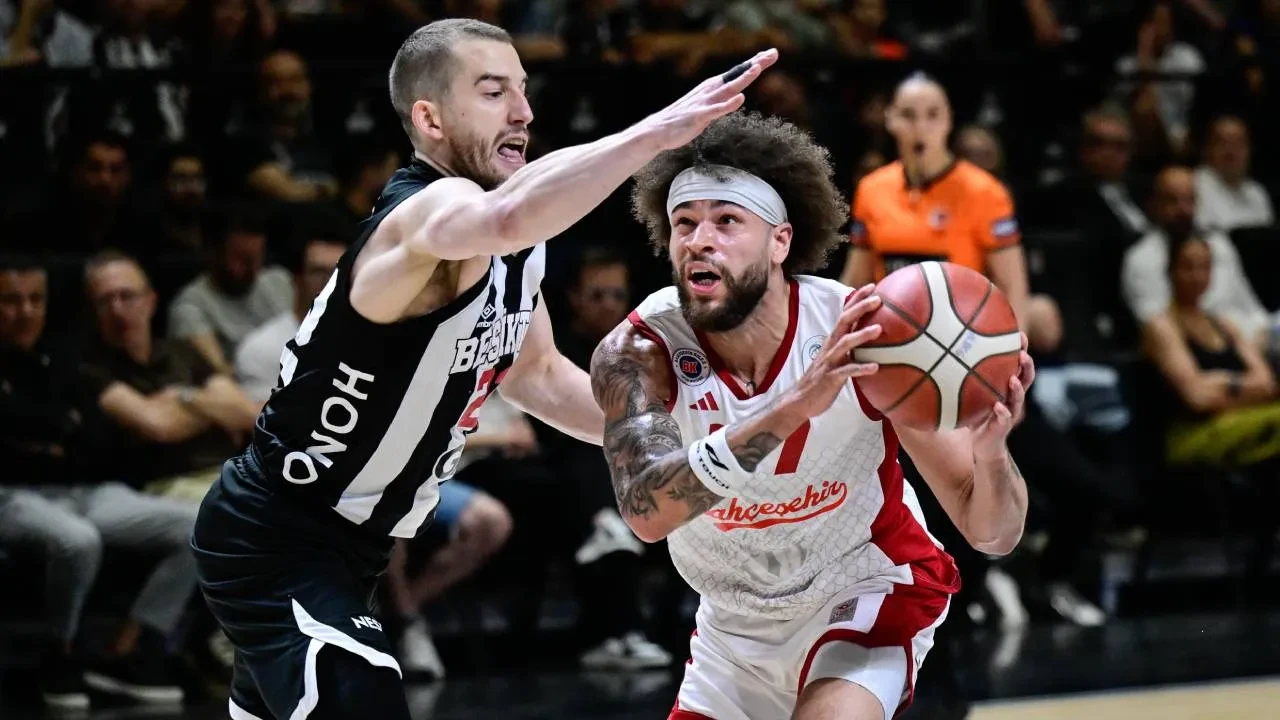Bahçeşehir Koleji, Beşiktaş'ı 101-79 mağlup etti! Yarı final serisinde durum 1-1 oldu