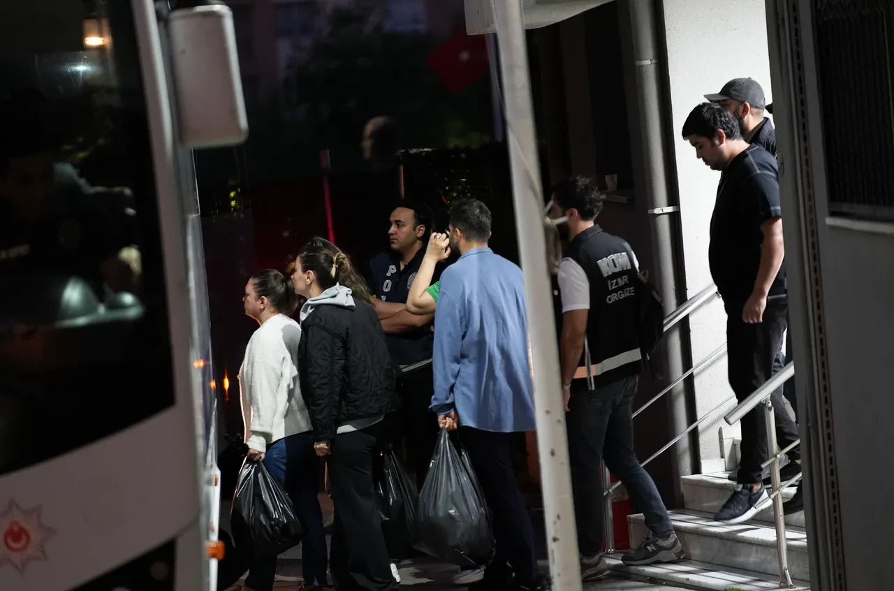 Buca Belediyesi soruşturmasında yeni gelişme: 54 şüpheli adliyede