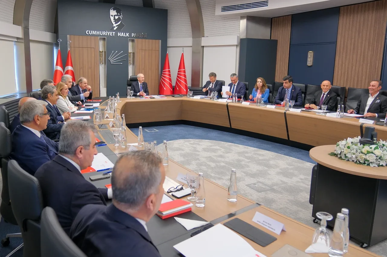 CHP'de Kılıçdaroğlu başkanlığında ikinci MYK! 