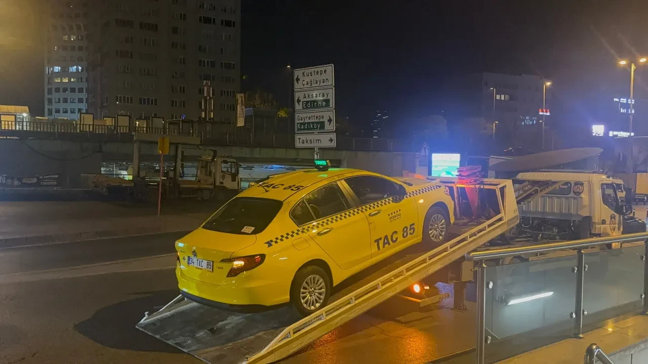 Mecidiyeköy'de  takside şok saldırı: Şoför kalp krizi geçirdi