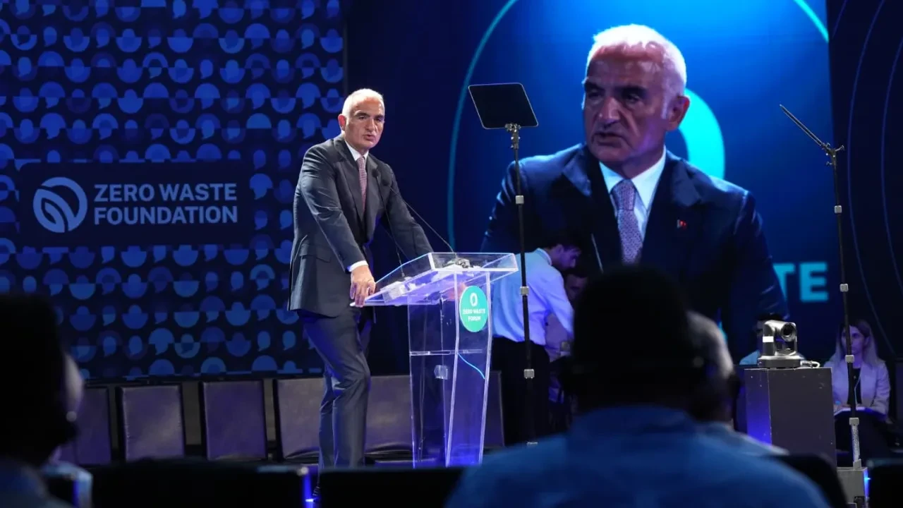 Sıfır atıkta Türkiye modeli dünyaya örnek oluyor! Kültür ve Turizm Bakanı Mehmet Nuri Ersoy: 