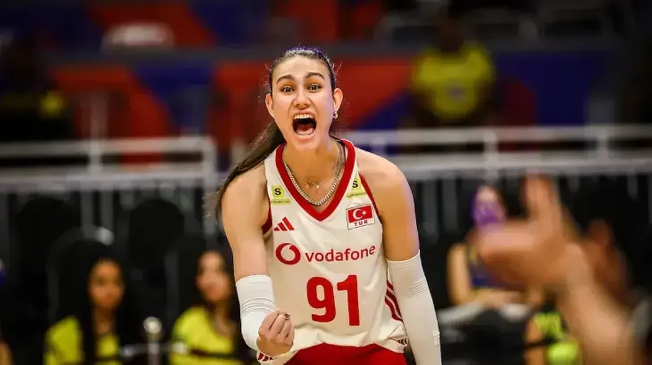 Türkiye Hollanda voleybol maçı kaç kaç bitti? Filenin Sultanları yenildi mi?