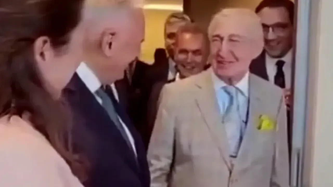 Rahmi Koç hakkında soruşturma başlatıldı! 'Kürt kadın' fıkrasına tepki yağıyor 