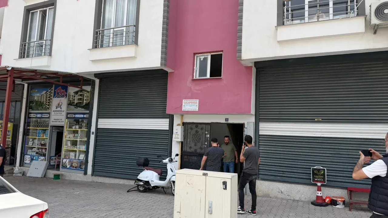 Şanlıurfa'da baba dehşet saçtı! Eşine ve kızına ateş açtı