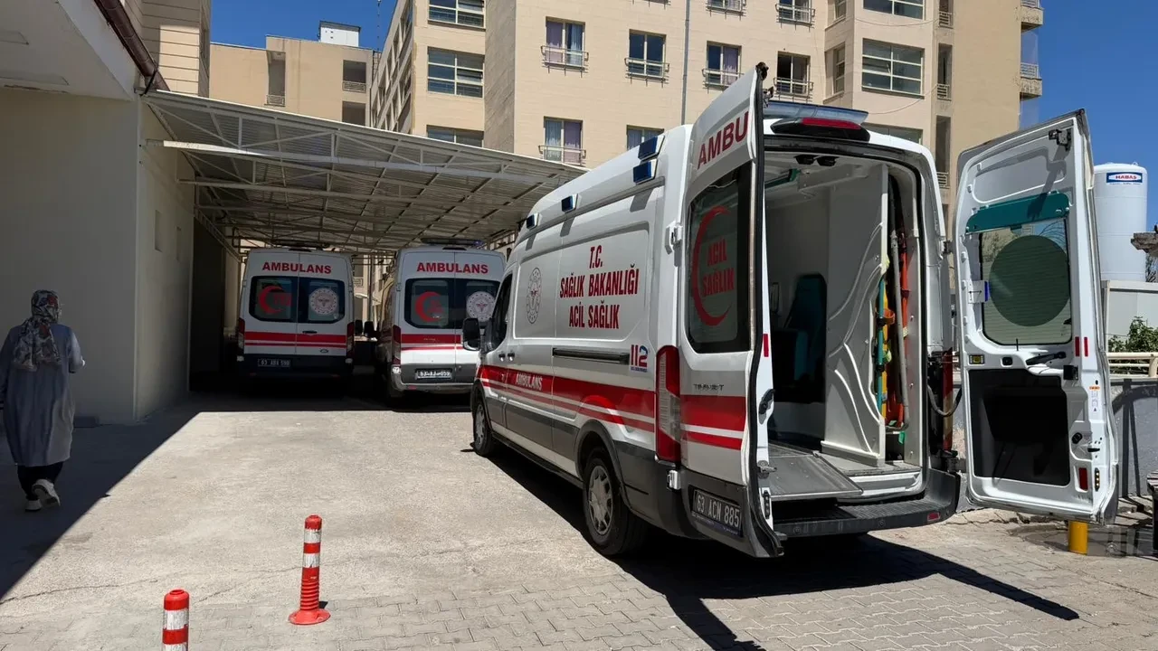 Şanlıurfa'da baba dehşet saçtı! Eşine ve kızına ateş açtı