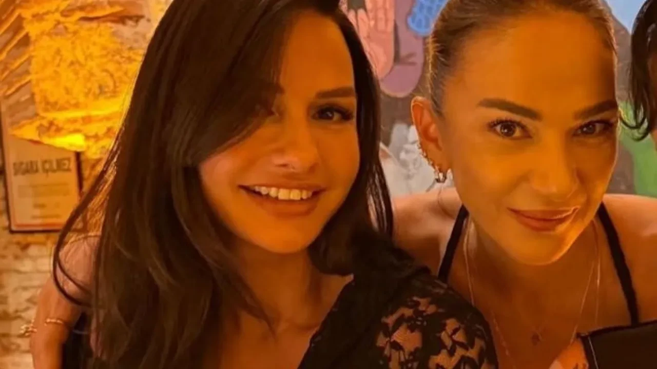 Yasemin Ergene ile Melike Güner’den duygulandıran buluşma! Yıllar sonra bir arada!