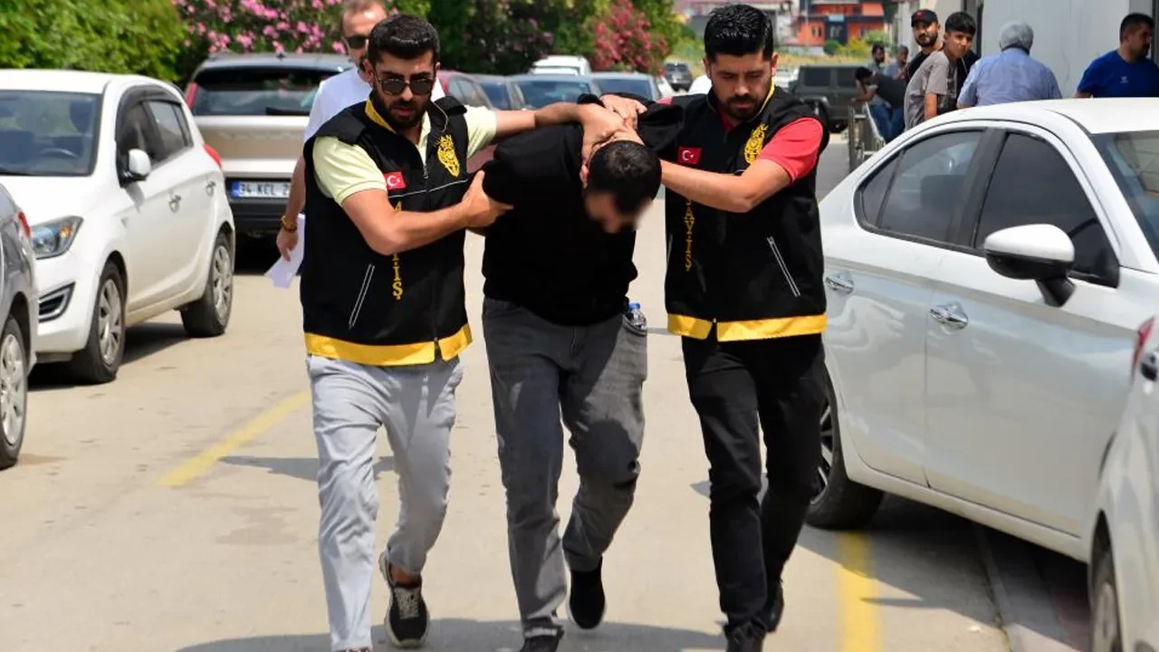 Adana'da aldığı araç arızalı çıkınca sahibini öldürüp Mersin'deki dağ evine kaçtı