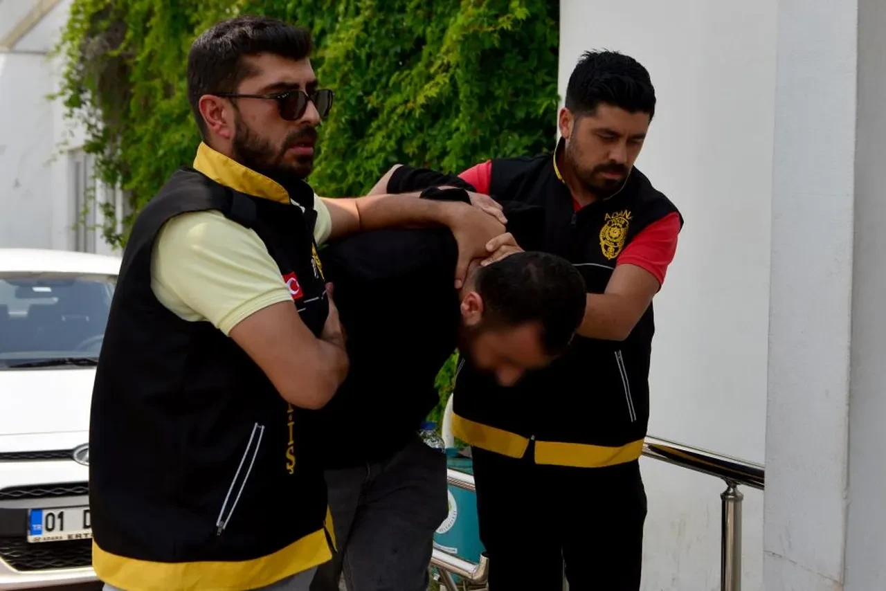 Adana'da aldığı araç arızalı çıkınca sahibini öldürüp Mersin'deki dağ evine kaçtı