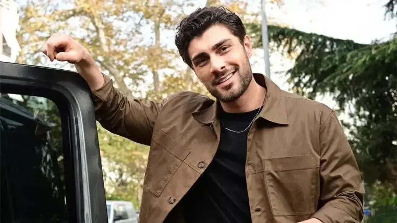 Aytek Şayan’a Ali Öner ve Zeynep Atılgan aşkı soruldu! Taşacak Bu Deniz'in Şerif'inden dikkat çeken cevap