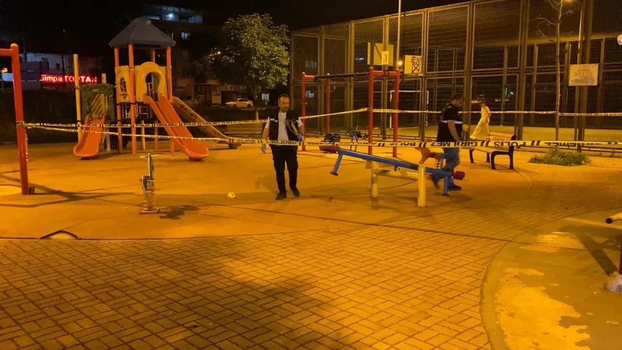 Bursa'da 18 yaşındaki genç çocuk parkına pompalı tüfekle ateş açtı: 10 yaralı