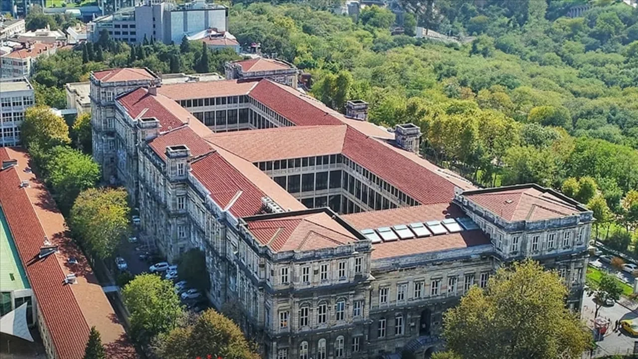 Dünyanın en iyi üniversiteleri belli oldu! Ankara Üniversitesi ODTÜ ve Boğaziçi’ni geride bıraktı!