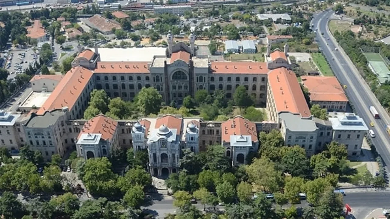Dünyanın en iyi üniversiteleri belli oldu! Ankara Üniversitesi ODTÜ ve Boğaziçi’ni geride bıraktı!