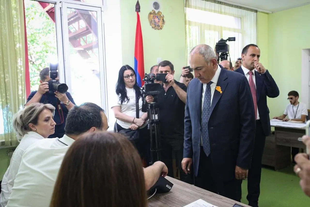 Ermenistan'daki kritik seçim gününde Paşinyan'dan Türkiye ve Azerbaycan mesajı