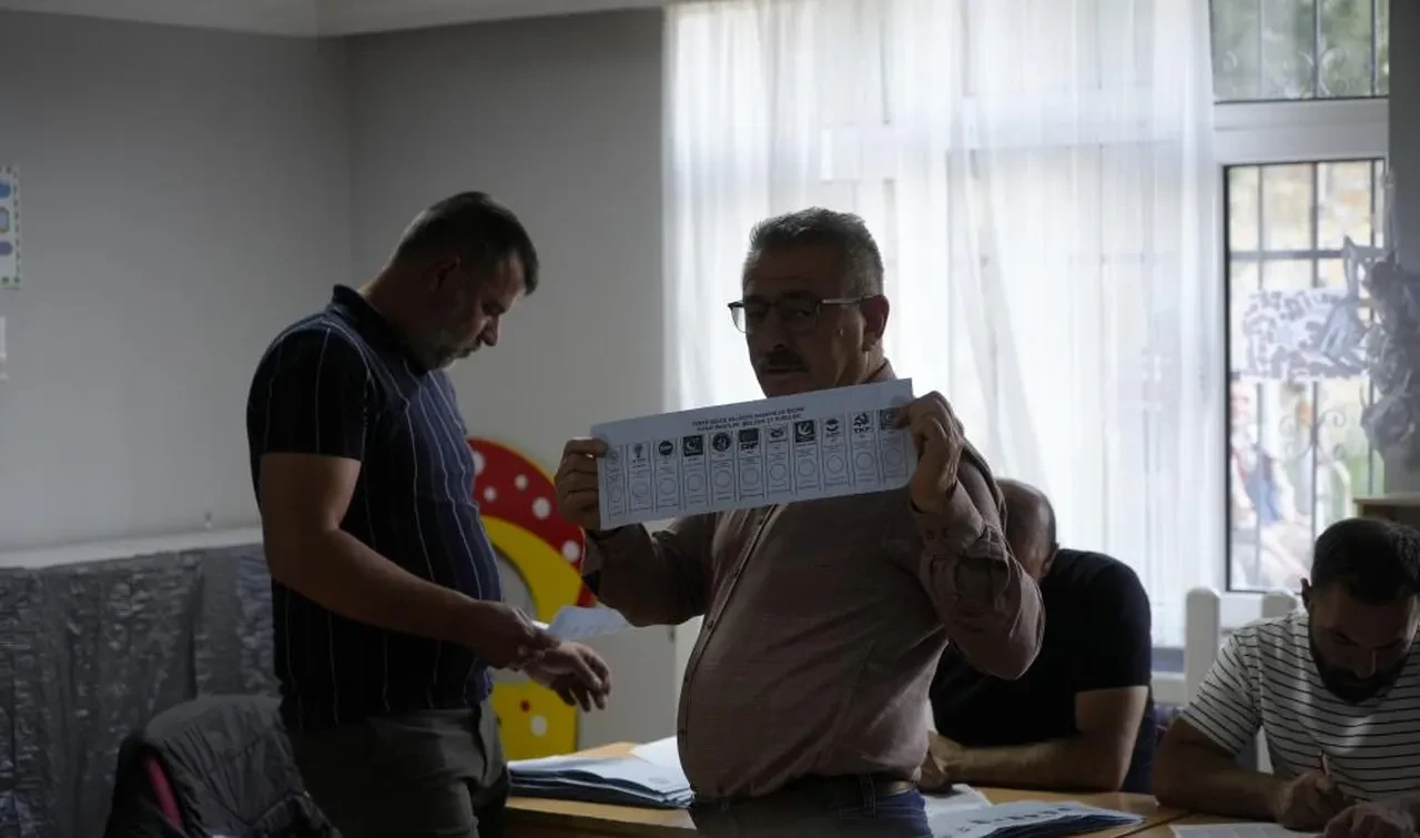 Gümüşhane, Nevşehir ve Tokat! İşte 6 beldede yapılan ara seçim sonuçları