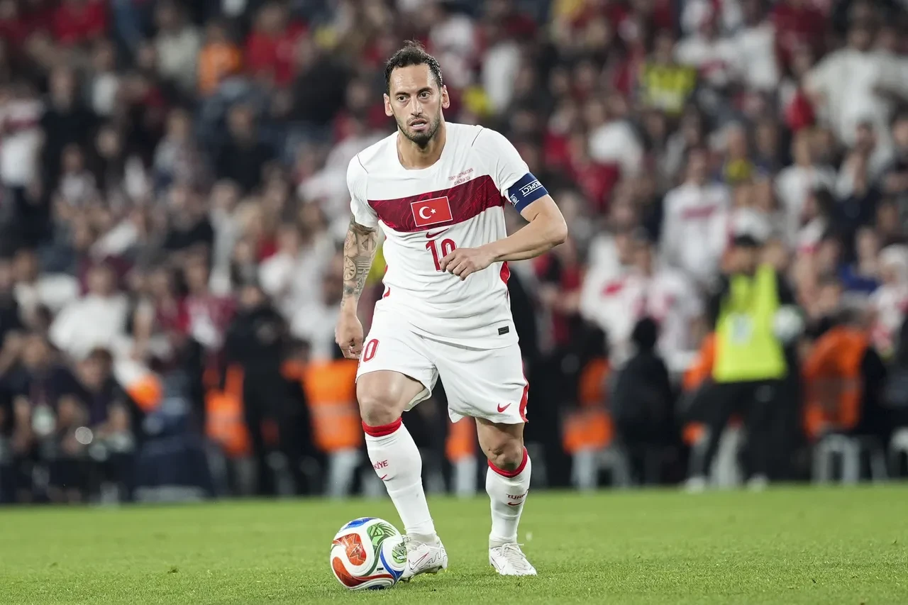 Hakan Çalhaoğlu Fenerbahçe yolunda! Hakan Safi transferi duyurdu, menajeri doğruladı: Anlaştık