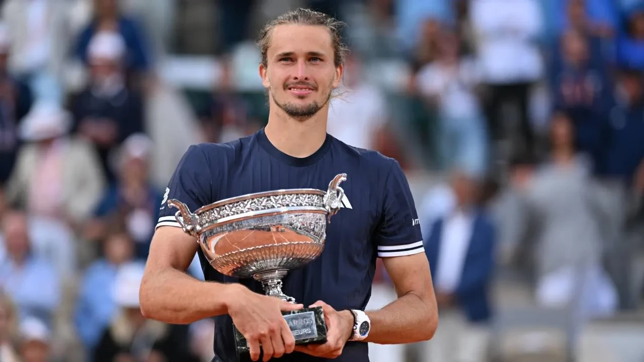 Roland Garros'ta erkeklerde şampiyon Alexander Zverev! Kariyerinde ilki başardı