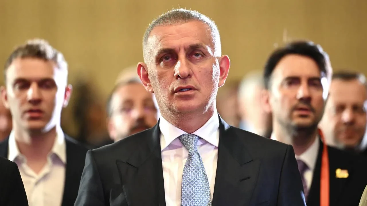 TFF Başkanı İbrahim Hacıosmanoğlu'ndan 4 büyükler açıklaması! "Aksini yapana aynı muameleyi yaparım"