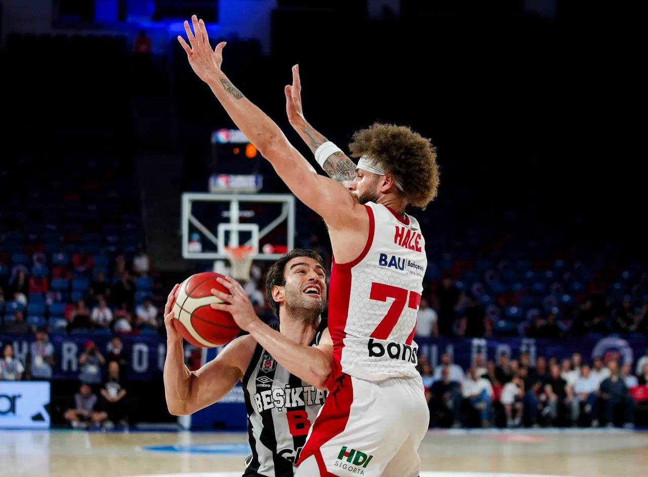 Bahçeşehir Koleji - Beşiktaş Basketbol Süper Ligi play-off yarı final maç skoru kaç kaç?