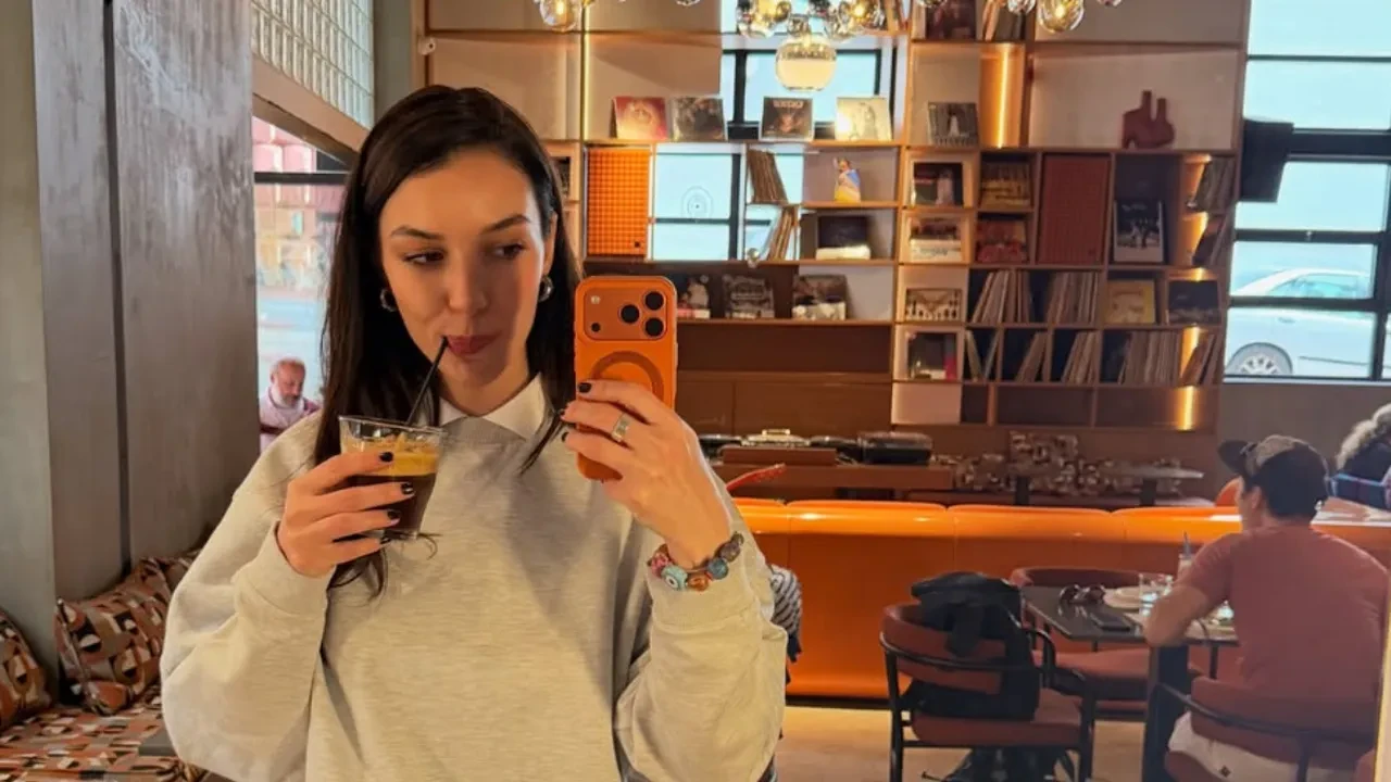 Damla Colbay’ın Bodrum tatili hastanede bitti! Parmağını kırdı