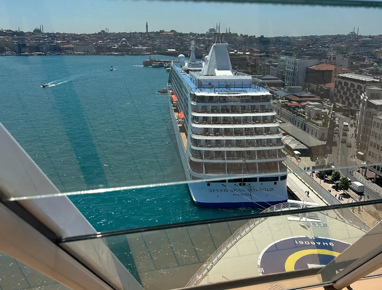 Dünyanın ilk alkolsüz ve helal gemisi İstanbul'da: Cruise gemisiyle umre yolculuğu!