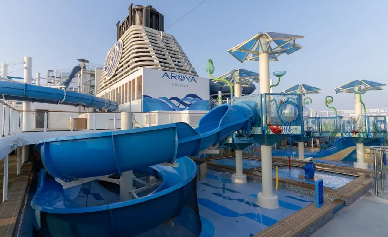 Dünyanın ilk alkolsüz ve helal gemisi İstanbul'da: Cruise gemisiyle umre yolculuğu!