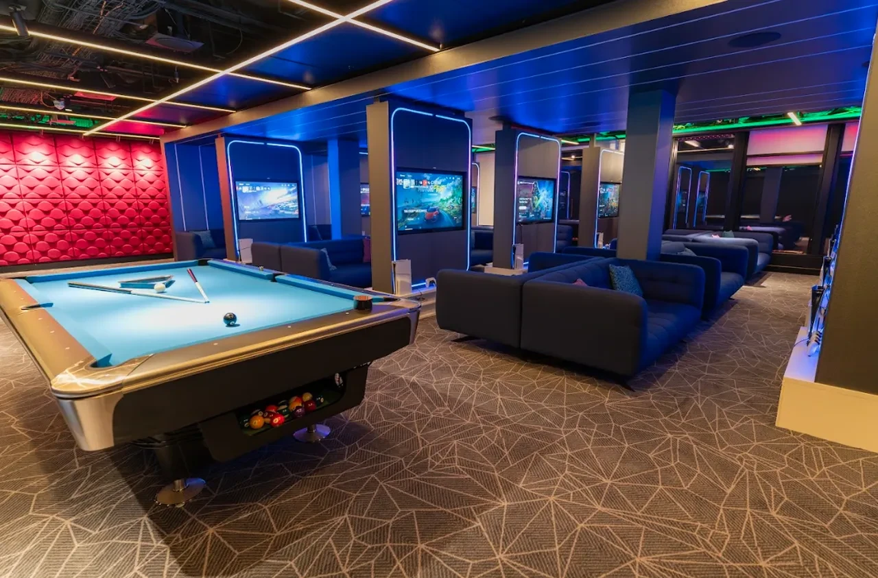 Dünyanın ilk alkolsüz ve helal gemisi İstanbul'da: Cruise gemisiyle umre yolculuğu!