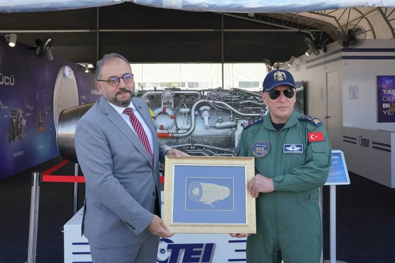 Türkiye'nin yerli motorları bir arada! TEI İzmir'de ürünlerini sergiledi